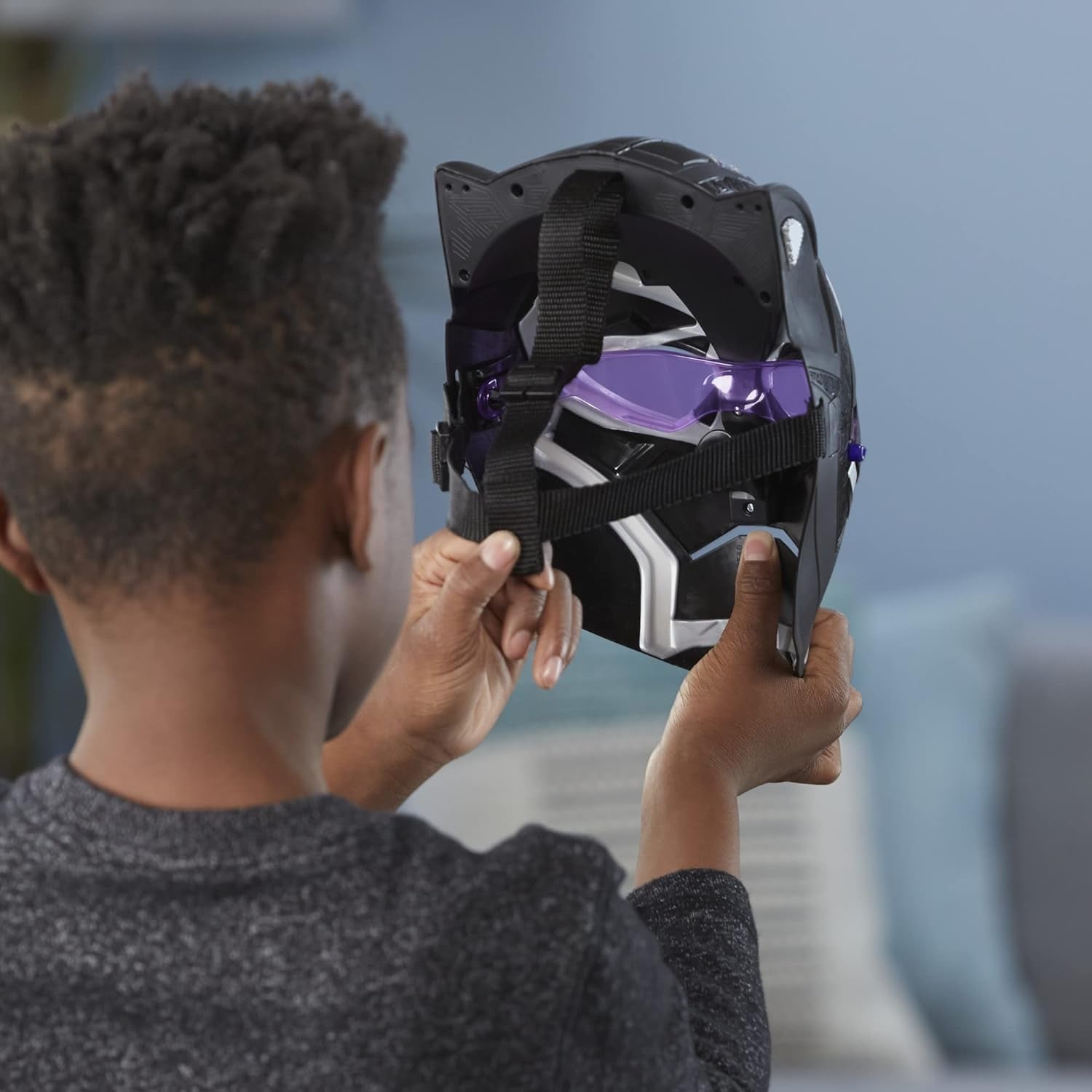 Black Panther Studios Legacy Collection Black Panther Vibranium Power FX Mask Roleplay Toy, Toys for Kids Ages 5 and Up